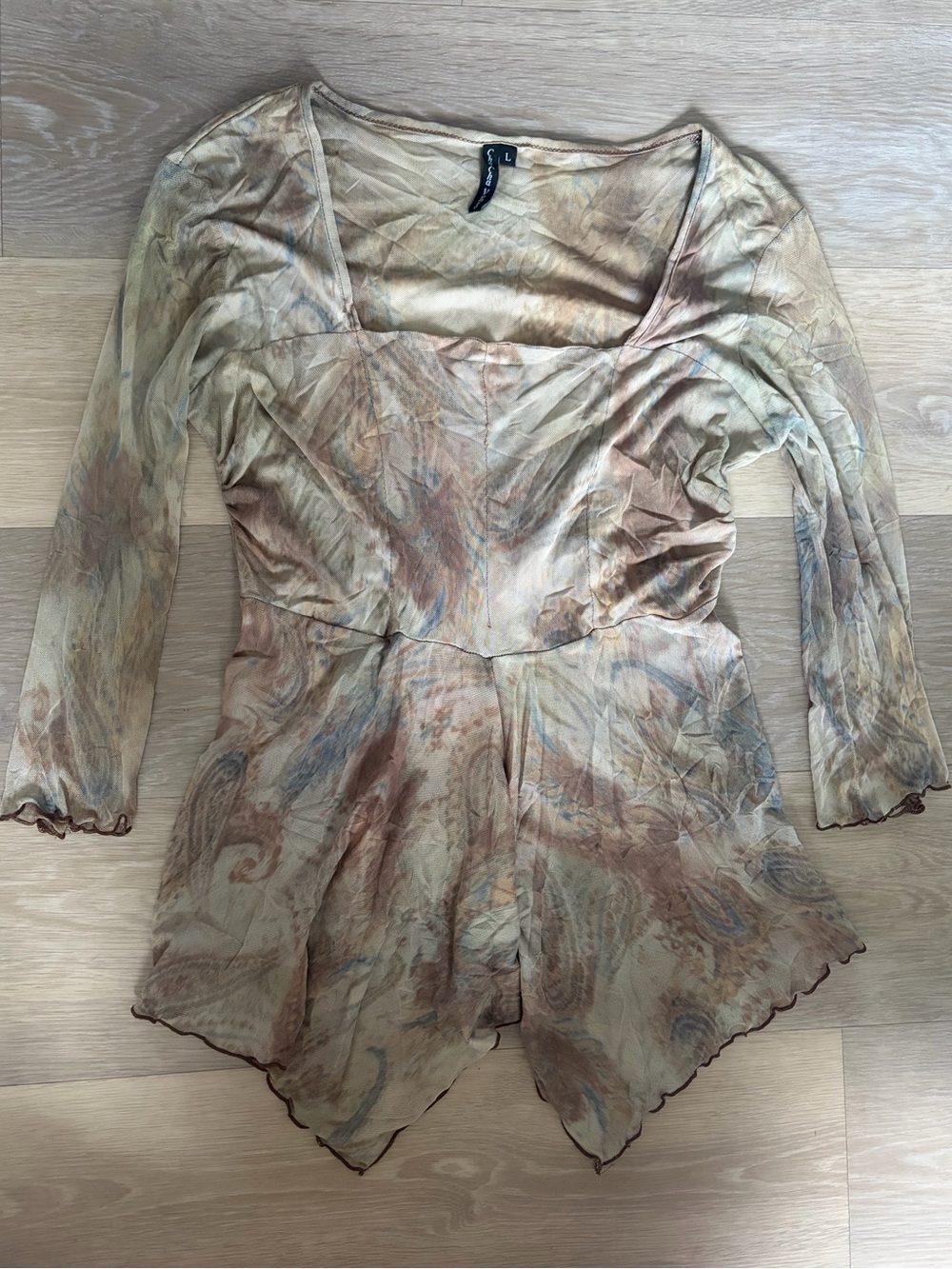 Cha Cha Vente Y2K Muted Green Sheer Mesh Handkerchief Top L
